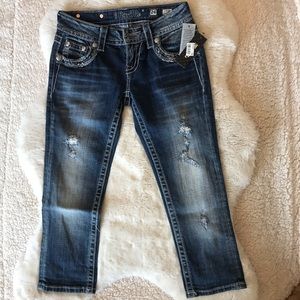 Miss Me cuffed capri